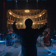 Jak długo trwa koncert muzyki filmowej? Oto co warto wiedzieć o czasie trwania