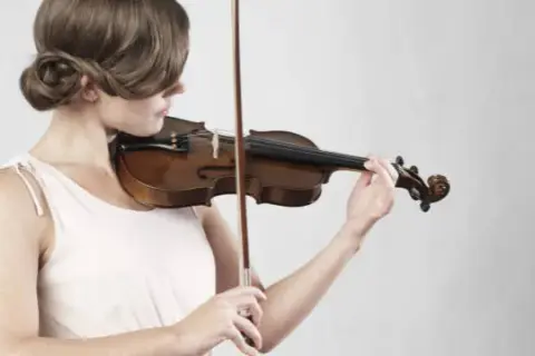 Czy gra na skrzypcach jest trudna? Oto wyzwania, które musisz znać