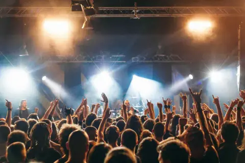 Gdzie zagrać koncert? Najlepsze miejsca w Polsce na wyjątkowe wydarzenia