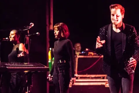 Ile trwa koncert Zalewski śpiewa Niemena? Czas trwania i opinie fanów