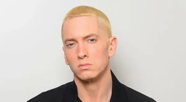 Co to jest Eminem? Poznaj jego życie, karierę i wpływ na muzykę