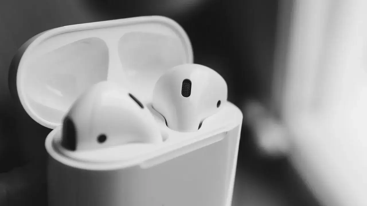 Zdjęcie Jak podłączyć AirPods do laptopa Windows i uniknąć problemów z połączeniem
